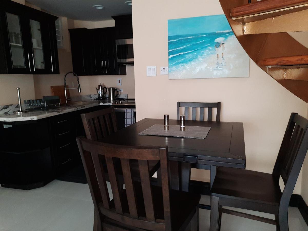 Deluxe Sandcastles Condos Ocho Rios Exterior photo